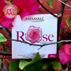 Мыло Роза для лица и тела с натуральным экстрактом лепестков роз, алоэ вера и манжиштой | Rose Body Cleanser Patanjali