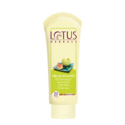 Очищающая и омолаживающая маска для лица с фруктами, Лотос Хербалс | Lotus Herbals FRUJUVENATE Skin Perfecting & Rejuvenating Fruit Pack
